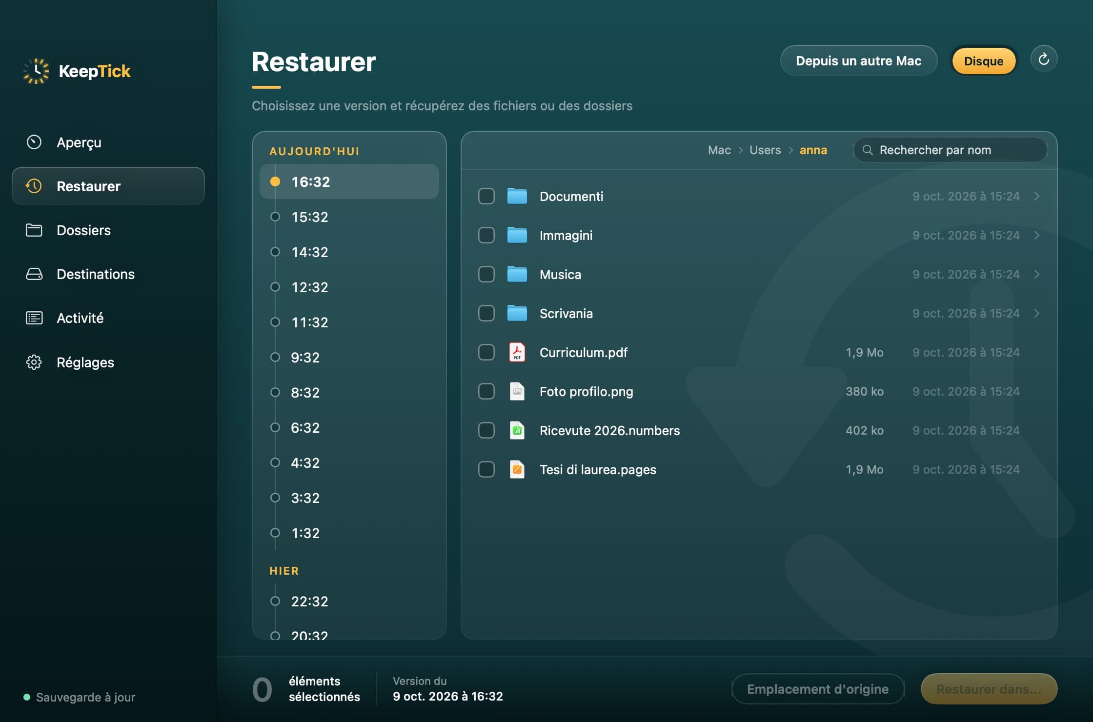 La page Restaurer de KeepTick : la ligne du temps des versions et les fichiers d'un dossier